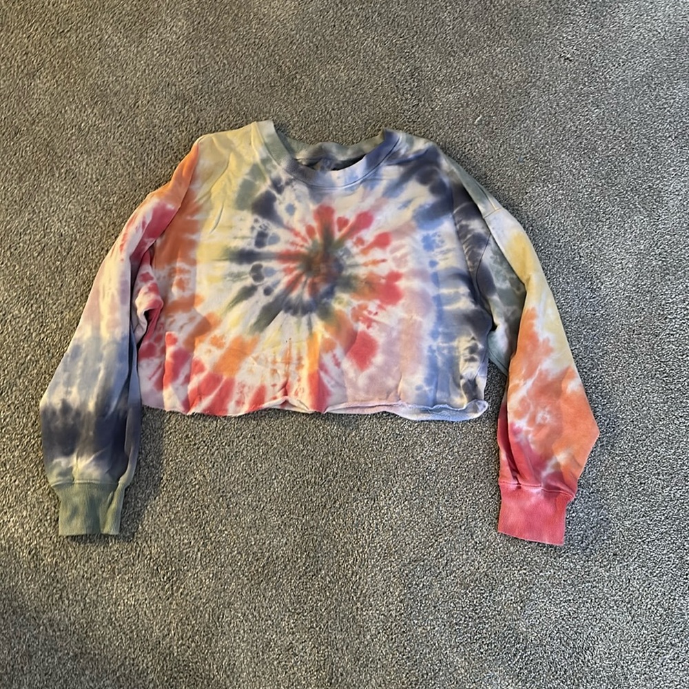 Cropped tie dye